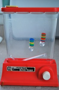 waterfall-ring-toss-vintage-water-game-393x600_50